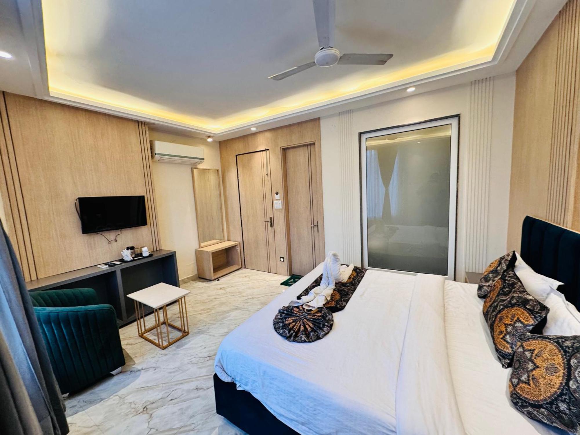 Hotel 51 Amritsar Exterior photo