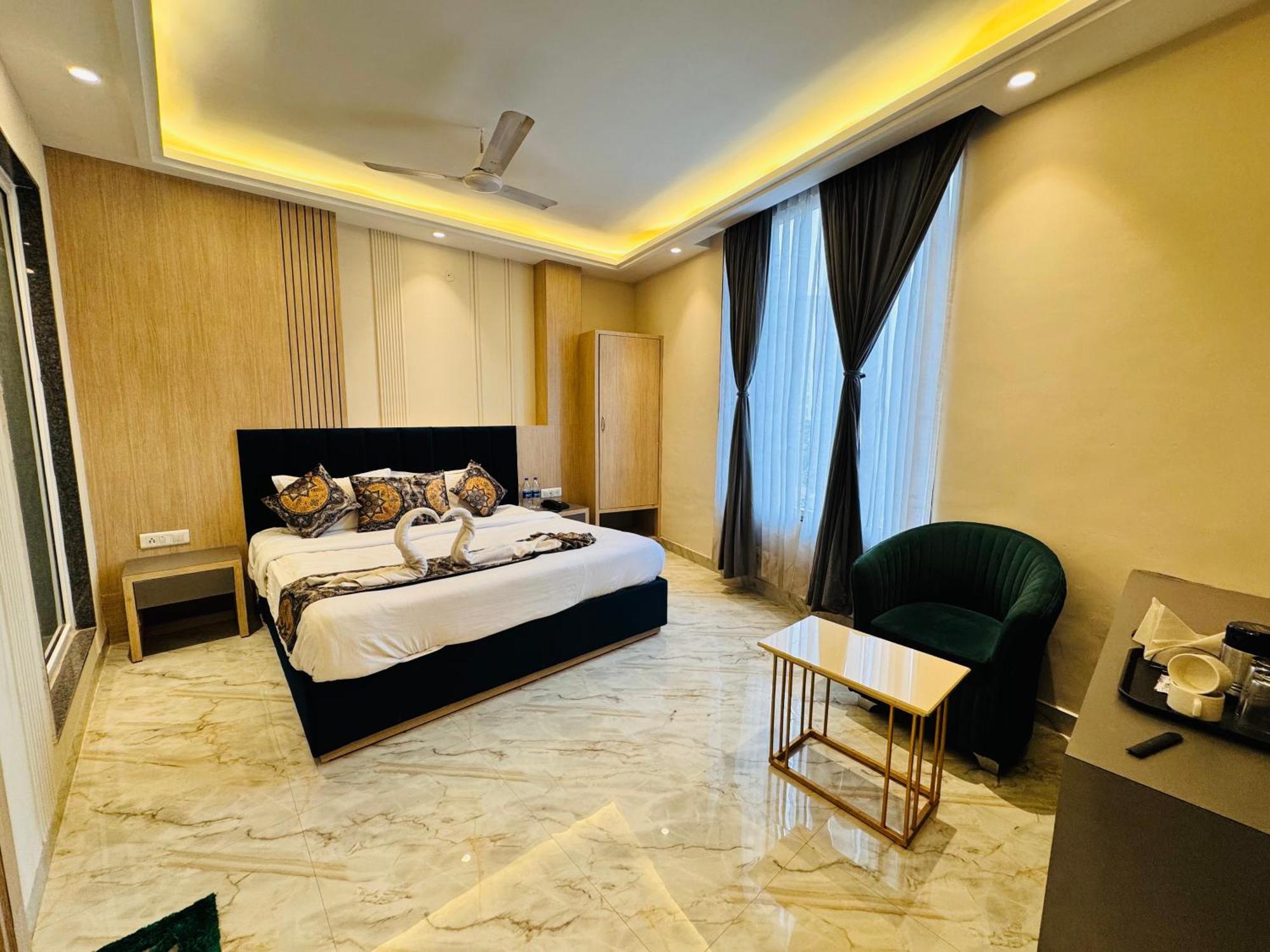 Hotel 51 Amritsar Exterior photo